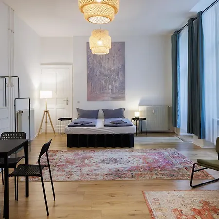 Apartment Charming In Shared In Berlin-kreuzberg Berlin